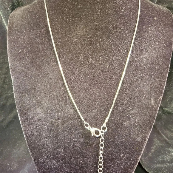 0242. Sweet, Solid, 925 Sterling Silver, Floating 💗 Heart ~ Clavicle Pendant~💝 - Picture 4 of 6